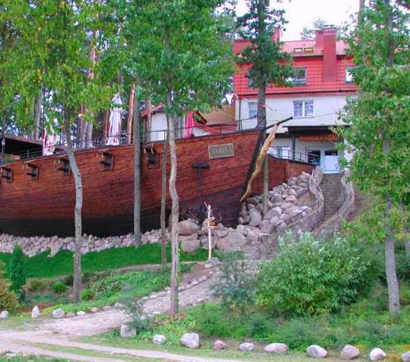 Hotel Marina Szalonego Greka Old à Borne Sulinowo Extérieur photo
